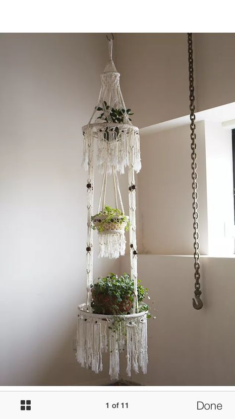 Plant Macrame Hanger, Plant Macrame, Plant Hanging Basket, Vintage Macrame Patterns, Macrame Hanging Shelf, Braided Rug Diy, Macrame Plant Hanger Patterns, Plant Hanging, Macrame Knots Tutorial