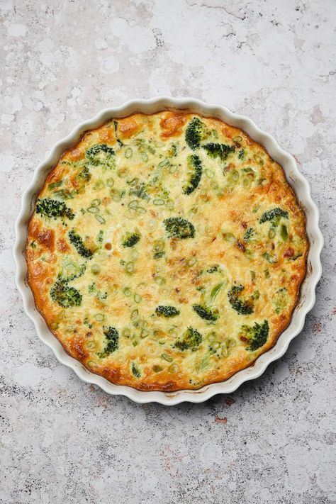 Quiche, Cooking Fresh Broccoli, Broccoli Cheese Quiche, Crustless Broccoli Quiche, Broccoli Quiche Recipes, Quiche Recipes Crustless, Broccoli Cheddar Quiche, Cheddar Quiche, Broccoli Quiche