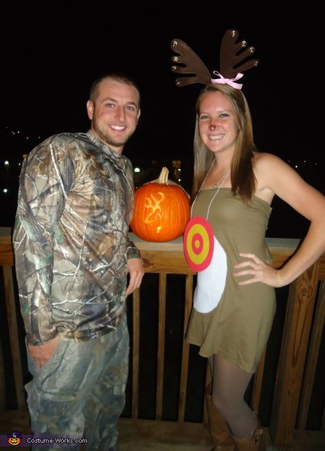 The Deer and the Hunter - Halloween Costume Contest via @costumeworks Couples Costumes Creative, Themed Costumes, Do It Yourself Decoration, Costumes For Couples, Funny Couple Halloween Costumes, Diy Couples Costumes, Best Couples Costumes, Christmas Ecards, Clever Halloween