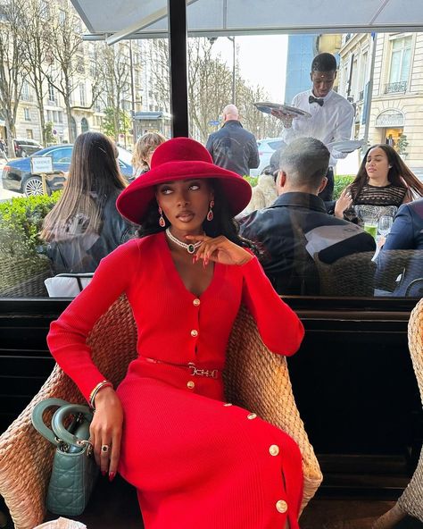 Alicia Mbuaya Mukuna (@alicia_krakowska_hadid) • Instagram photos and videos Dress With A Belt, Knitted Midi Dress, Paris Dress, Black Femininity, Effortlessly Chic Outfits, Looks Black, Online Fashion Store, Red Outfit, Feminine Outfit