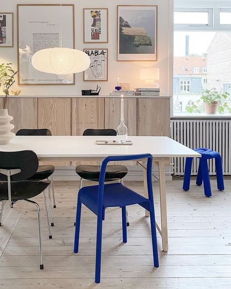 Danish Home, Swedish Kitchen, Setting Inspiration, Table Setting Inspiration, Diy Ikea Hacks, Scandi Design, Blue Table, Ikea Diy, Ikea Hacks