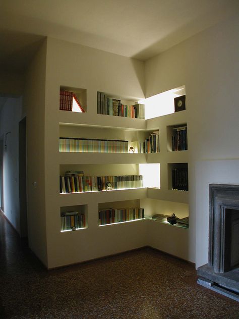 Beatiful library realized with Plasterboard , glass an light, design by Ghedini Studio Doctor Office Design, Tiny Spaces, Shelf Styling, Chic Home, Bologna, Decoration Design, Glass Shelves, Home Decor Furniture, Office Design