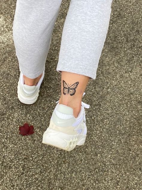 Butterfly Foot Tattoo, Back Of Ankle Tattoo, Butterfly Leg Tattoos, Butterfly Ankle Tattoos, Back Of Leg Tattoos, Cute Foot Tattoos, Simple Butterfly Tattoo, Butterfly Tattoos On Arm, Lower Leg Tattoos