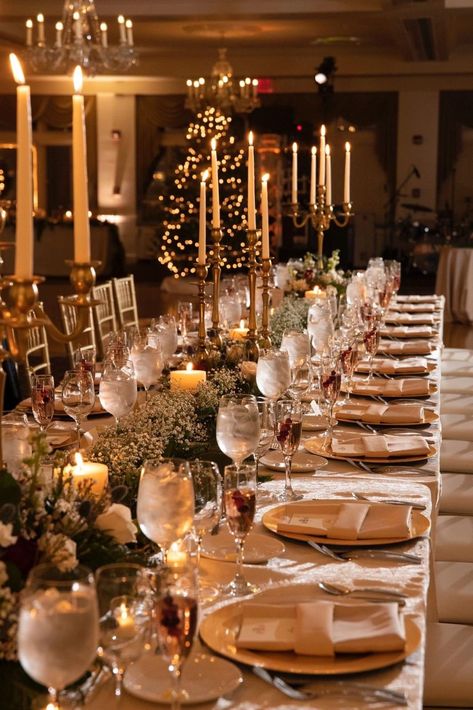 Winter Wedding Themes Romantic, Small Winter Wedding Reception, December Bridal Party, Classy December Wedding, Christmas Home Wedding, Wedding Table Decorations Christmas, Silver And Gold Christmas Wedding, December Wedding Inspiration, Formal Christmas Dinner Party