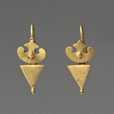 Byzantine Jewelry Ancient, Historical Jewellery Ancient Jewelry, Medieval Earrings, Historic Jewelry, Ancient Roman Jewelry, Byzantine Jewelry, Ancient Jewels, Roman Jewelry, Ancient Jewellery