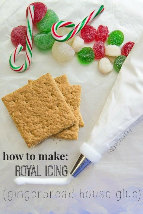 Gingerbread House Glue, Icing Gingerbread House, Royal Icing Gingerbread House, Decorating Icing Recipe, Gingerbread House Icing, Best Royal Icing Recipe, Sugar Icing, Royal Icing Recipe, Christmas Gingerbread House