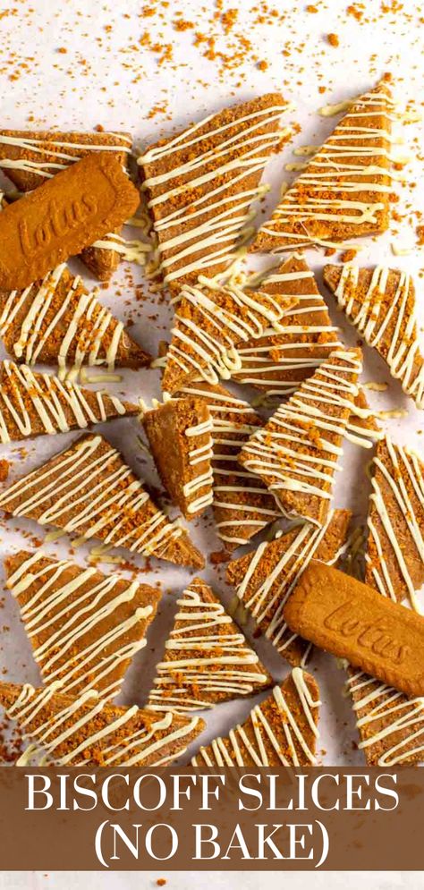 Biscoff cake slices cut into triangles and drizzled with white chocolate on a white background. European Dessert Recipes, Lotus Cookies, Super Simple Recipes, Lotus Biscuits, Easy Bakes, Biscoff Cake, Biscoff Recipes, Cake Slices, Biscoff Spread