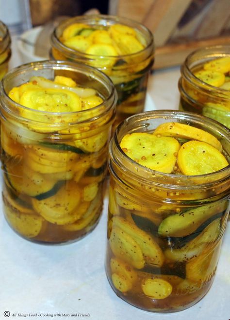 Pickled Squash Canning, Refrigerator Squash Pickles, Squash Pickles Recipes, Yellow Squash Pickles, Squash Pickles Canning, Squash Pickles Canning Recipe, Sweet Squash Relish Canning Recipe, Pickled Squash And Zucchini, Pickled Squash Recipe