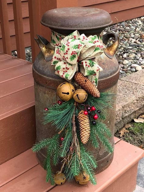 Decorating Milk Cans For Christmas, Christmas Milk Can Decor Front Porches, Milk Can Decor Ideas, Milk Can Ideas Front Porches Christmas, Milk Jug Christmas Decorations, Christmas Milk Can Decor, Milk Can Christmas Decor, Milk Can Christmas Decor Ideas, Christmas Milk Can