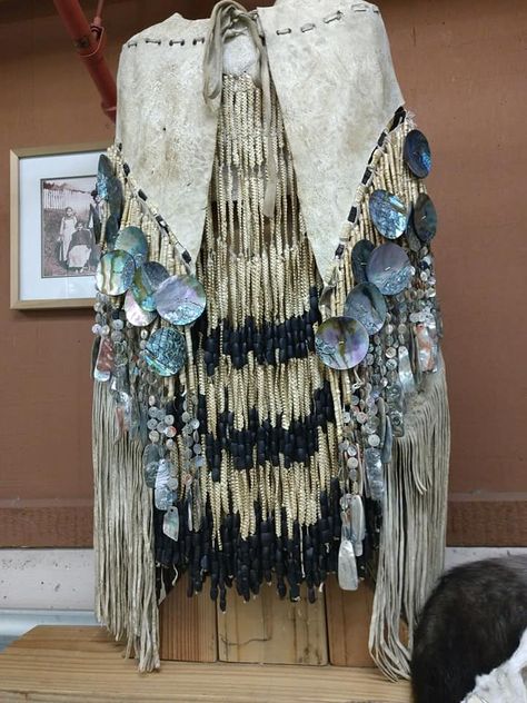 Native American Fashion Traditional, Native American Traditional Clothing, Native Oc, Traditional Native American Clothing, Native American Outfits, Native American Clothes, Native Clothes, Native Outfits, Native Fashion