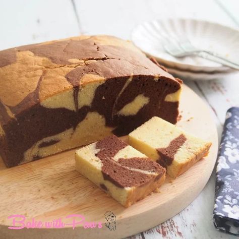 Marble Butter Cake Marble Sponge Cake Recipe, Marble Butter Cake, Custard Gateau, Marble Cakes, Asian Cakes, Marble Cake Recipe, Cake Marble, Ogura Cake, Cake Varieties