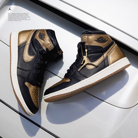 Air Jordan 1 High OG ‘Metallic Gold’: “🏅✨ Dropping August 10. Shine on!” Check out the raffle at @topsandbottoms – link in bio! 💫 #AirJordan1 #FirstInFlight #SneakerHeads #KicksOfTheDay #SneakerCulture #SneakerAddict #SneakerLove #SneakerFreaker #SoleCollector #SneakerCommunity Metallic Gold Shoes, Jordan 1 High Og, Air Jordan 1 Retro High Og, Air Jordan 1 Retro High, Sneakers Addict, Gold Shoes, Air Jordan 1 High, Jordan 1 High, August 10