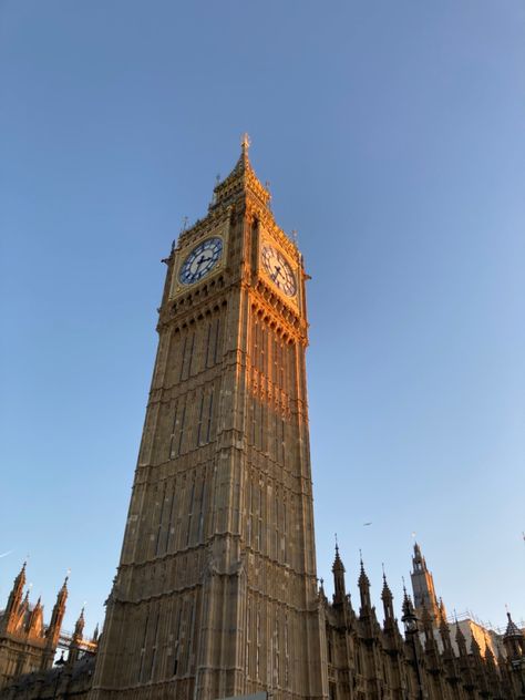 london life aesthetic Big Ben London Life Aesthetic, London Golden Hour, London Lifestyle, London Baby, London Aesthetic, London Uk, Future Life, Golden Hour, Where The Heart Is