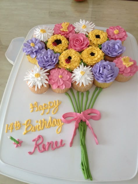 Birthday Cupcakes For Women Simple, Funny Cupcakes Ideas, Summer Cupcake Designs, Cupcakes 21st Birthday, Mother’s Day Cupcakes, 16th Birthday Cupcakes, Fun Cupcake Decorating Ideas, Cupcake Wars Ideas, Cupcake Themes