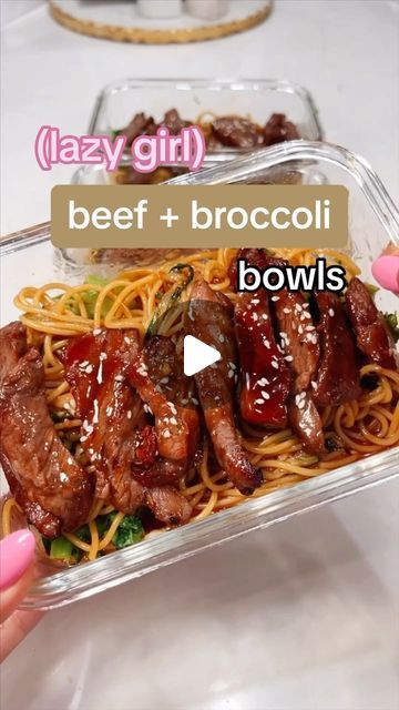 Macro Friendly Steak Recipes, Macro Friendly Dinner Ideas, Macro Friendly Recipes Dinner Crock Pot, Calorie Meals, Beef And Broccoli Meal Prep, Makayla Kim Thomas, Marco Friendly Recipes, Macro Friendly Recipes Ground Beef, Mykala Thomas Fit