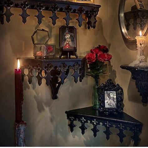 Goth Shelf Decor, Gothic Shelf Decor, Gothic Light Fixtures, Colorful Gothic Decor, Goth Shelves, Goth Shelf, Gothic House Interior, Gothic Victorian Bedroom, Victorian Gothic Bedroom