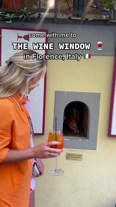 Wine Window, Visit Florence, Italian Travel, Hotel Food, Romantic Night, Visit Italy, The Staff, Food Tips, Florence Italy