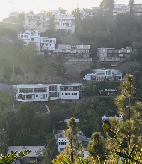 The Hills Aesthetic, The Hills, La Hills House, California Hills Homes, La House, Hollywood Hills Aesthetic, Los Angeles Mountains, Hollywood Hills Mansion, Ariana Grande House Hollywood Hills