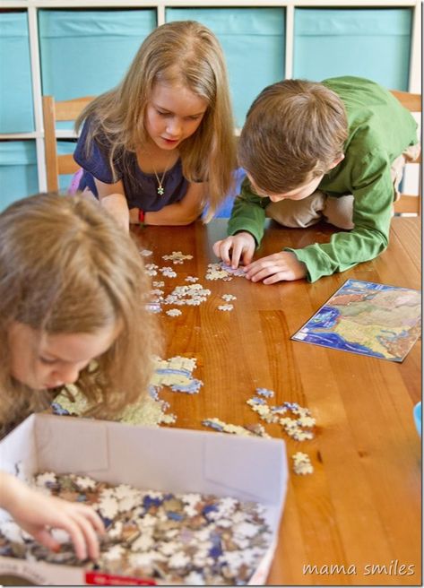 How to use puzzles to teach kids about the world. Geography For Kids, Teaching Geography, Learning Games For Kids, Social Studies Activities, Matching Patterns, Get Even, Kids Learning Activities, Teach Kids, Activity Ideas