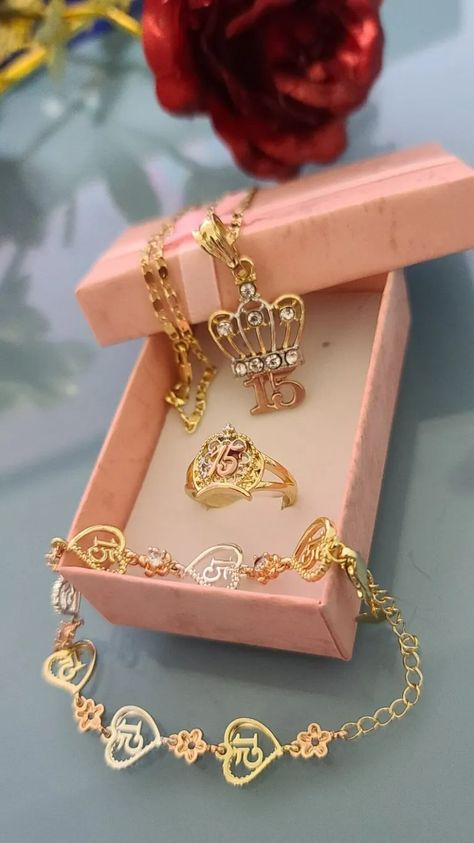 Quinceanera Gift Ideas - My Perfect Quince Necklaces Quinceanera, Satu Set Perhiasan Emas, Quince Ring And Necklace, Rose Gold Quince Jewelry, Red Quince Jewelry, Quince Inspo Pink, 15 Bracelet Quinceanera, Gold Quince Decorations, Quince Jewelry Set Gold