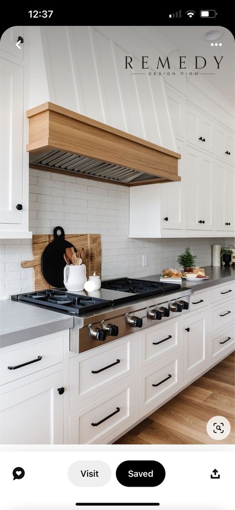 Kitchen Vent Hood With Storage, White Hood With Wood Accent, Kitchen Hood White And Wood, Kitchen Hood Remodel, Range Hood Kitchen Ideas, Oven Hood With Cabinets, Hood Box Kitchen, Lights Next To Range Hood, Kitchen Hood And Cabinets