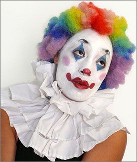 Clowns Types Of Clowns, Clown Makeup Tutorial, Clown Face Paint, Circus Makeup, Pierrot Clown, Halloween Circus, Rainbow Wig, Female Clown, Cute Halloween Makeup