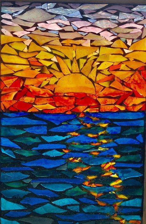 Sunrise Mosaic, Diy Mosaics, Mosaic Templates, Mirror Projects, Mosaic Windows, Mosaic Art Diy, Mosaic Tray, Stocking Ideas, Paper Mosaic