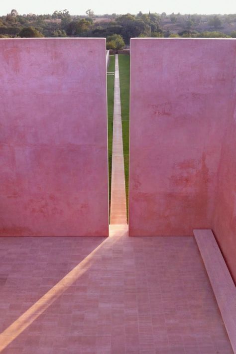 The Neuendorf House by John Pawson and Claudio Silvestrin | STYLEPARK Neuendorf House, Claudio Silvestrin, John Pawson, Small Apartment Design, Interior Minimalista, Chinese Architecture, Architectural Digest, Apartment Design, Architecture Model