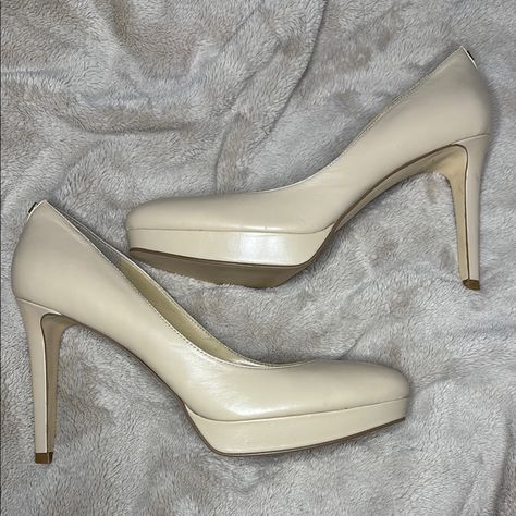 These Ivanka Trump Cream Heels Feature A Smooth, Glossy Finish And A Classic Pump Design With A Closed, Rounded Toe. The Medium-Height Heel Adds A Touch Of Elegance, Making Them Perfect For Both Formal And Casual Occasions. Cream Heels, Designer Pumps, Classic Pumps, Shoes Women Heels, Shoes Heels, Pumps, Women Shoes, Cream, Heels