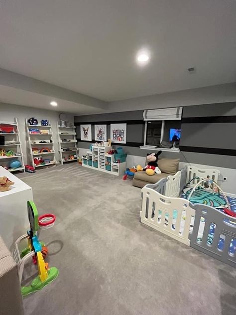 Nanny Room Ideas, Daycare Basement Layout, Daycare In Basement Ideas, Daycare House Ideas, Playroom Ideas Infant, Daycare Rooms Setup In Home, Family Daycare Setup Home, Babysitting Room Ideas, Infant Home Daycare Ideas