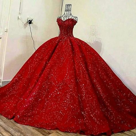 Christie (@littlexmissxchristie) • Instagram photos and videos Red A Line Prom Dress, Dress Dr, Debut Gowns, Red Ball Gowns, Prom Dress Red, Red Quinceanera Dresses, Quincenera Dresses, A Line Prom Dress, Pretty Quinceanera Dresses