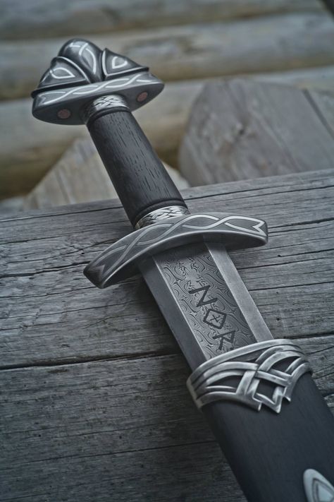 Viking Aesthetic, Viking Art, Knight Armor, Cool Swords, Viking Style, Viking Warrior, Medieval Fantasy, Axes, Damascus Steel