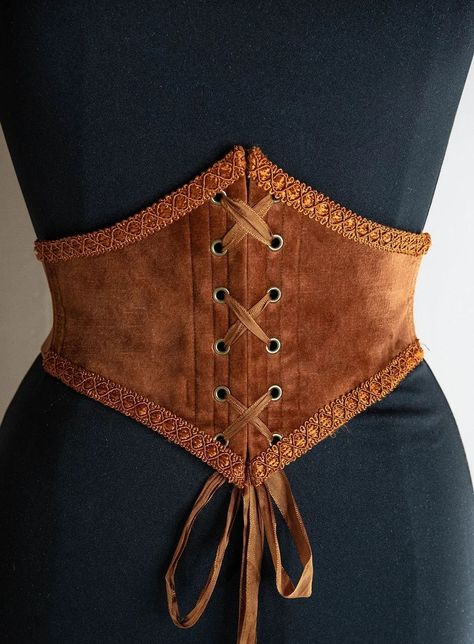 Copper Velvet Corset Belt - Etsy Ren Faire Outfits, Rustic Wedding Hairstyles, Fair Outfits, Classic Belt, Velvet Corset, Corset Belt, Fantasy Costumes, Leather Corset, Waist Cincher