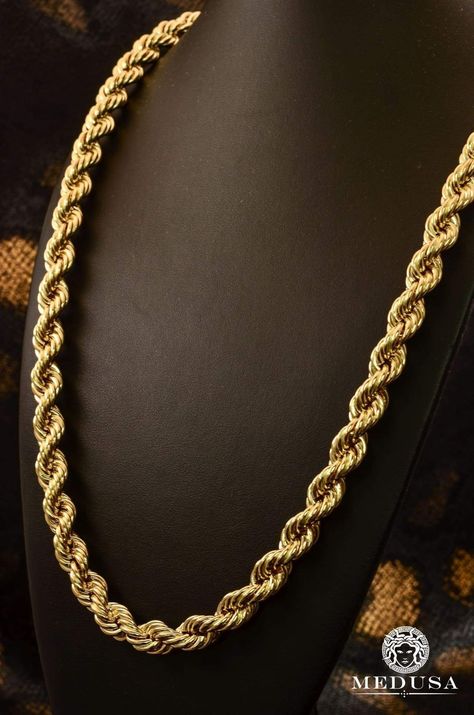 Good Chain For Men, Mens Chain Designs, Gold Jewelry For Men, Mens Bracelet Gold Jewelry, Mens Gold Chain Necklace, Gold Necklace For Men, Canada Quebec, 10k Gold Chain, Gold Temple Jewellery