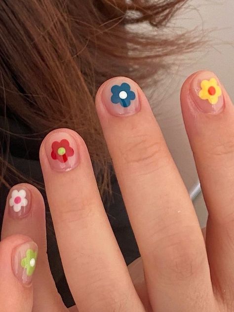 various colors of simple flower accent nails Simple Flower Nail Designs, Retro Nails, Hippie Nails, Short Gel Nails, Flower Nail Designs, Pretty Gel Nails, Flower Nail, Simple Flower, Short Nail Designs