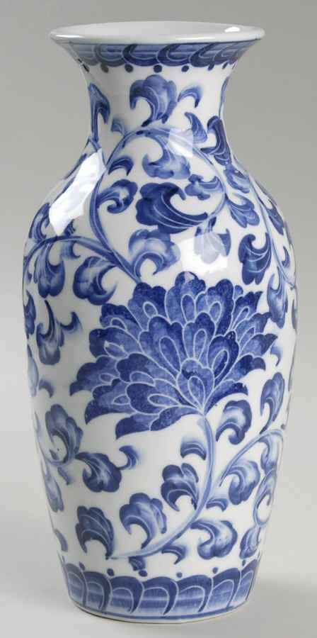 Blue Pottery Vase, Vases Reference, Blue And White Ceramics, Blue China Vase, Vase Patterns, White And Blue Vase, Blue Pottery Designs, Porcelain Vase Design, White And Blue Ceramic