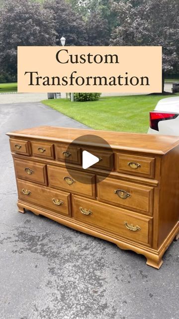 Diy Repurposed Dresser Ideas, Refinishing Dresser Diy, Wood Furniture Makeover Ideas, Repurposed Furniture For Bathroom, Repurposed Office Furniture, Modernizing Old Furniture, Refurbished Dresser Ideas Inspiration, Redoing Bedroom Furniture, Upcycled Wooden Furniture