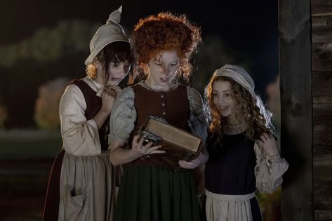 Hocus Pocus Sisters, Hermanas Sanderson, Hocus Pocus Book, Hocus Pocus Movie, Kathy Najimy, The Sanderson Sisters, Winifred Sanderson, Hocus Pocus 2, Wizard Costume