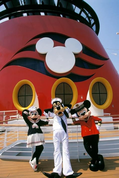 Disney Cruise Pictures, Disney Cruise Ship, Disneyland Merchandise, Disney Magic Cruise, Disney Characters Costumes, Disney Dream Cruise, Disneyland Characters, Disney Cruise Ships, Disney Cruise Vacation