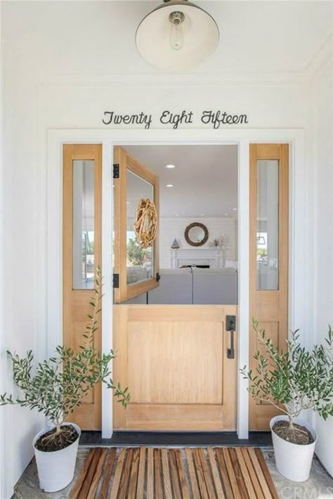 ciao! newport beach: ten of the most fabulous Dutch doors Dutch Doors Exterior, Decor Pad, Dutch Door, House Doors, Entry Door, Back Doors, House Numbers, Newport Beach, Fixer Upper