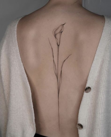 Lily Tattoo Design, Tato Minimal, Small Pretty Tattoos, Petite Tattoos, Spine Tattoos For Women, Gorgeous Tattoos, Lily Tattoo, Classy Tattoos, Spine Tattoo