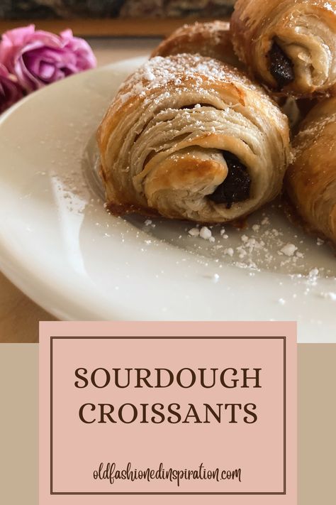 Sourdough Croissants Easy, Sourdough Crissonts, Sourdough Croissants Recipe, Sourdough Chocolate Croissants, Sourdough Cruffin, Sourdough Treats, Sourdough Croissants, Chocolate Croissant Recipe, Crossiant Recipes