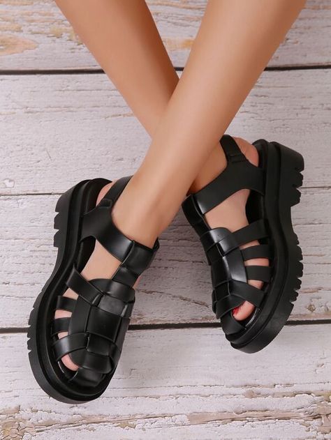 Summer Shoes Aesthetic, Buffalo Sandals, Toe Walking, Flat Platform Sandals, Heels Patterns, Black Gladiator Sandals, Cozy Dress, Roman Fashion, Caged Sandals