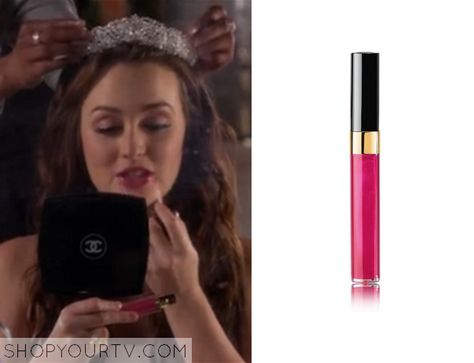 blair lipgloss Blair Waldorf Lip Gloss, Gossip Girl Jewelry, Blair Waldorf Makeup, Blair Waldorf Wedding, Blair Aesthetic, Gossip Girl Season 5, Gloss Chanel, Chanel Lip Gloss, Waldorf Aesthetic