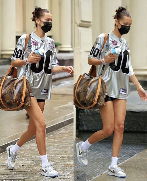 Bodysuit Outfit Summer, Bella Hadid News, 2000 Fashion, Body Suit Outfits, Jersey Outfit, Swag Style, Dope Outfits, Colourful Outfits, Bella Hadid