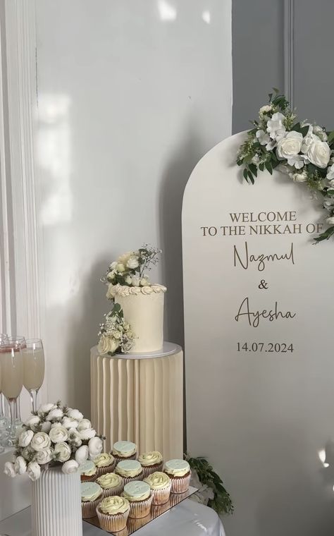 Minimal Nikkah Decor, Nikah Table Decor, Nikkah Event Decor, Home Nikkah Ideas, At Home Nikkah Set Up, Katib Kitab Decor, Masjid Nikkah Decor, Nikkah Inspo Decor, Islamic Wedding Decor