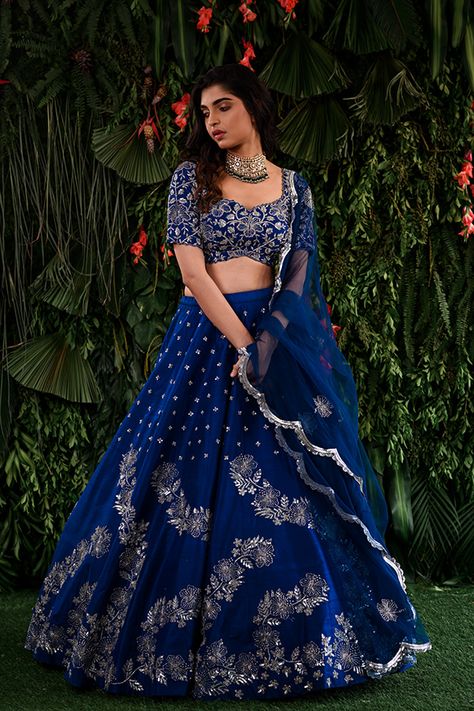 Lehenga Blue, Lehenga Ideas, Sangeet Lehenga, Lehenga Inspiration, Wedding Outfit Ideas, Engagement Lehenga, Sangeet Outfit, Lehenga Saree Design, Latest Bridal Lehenga