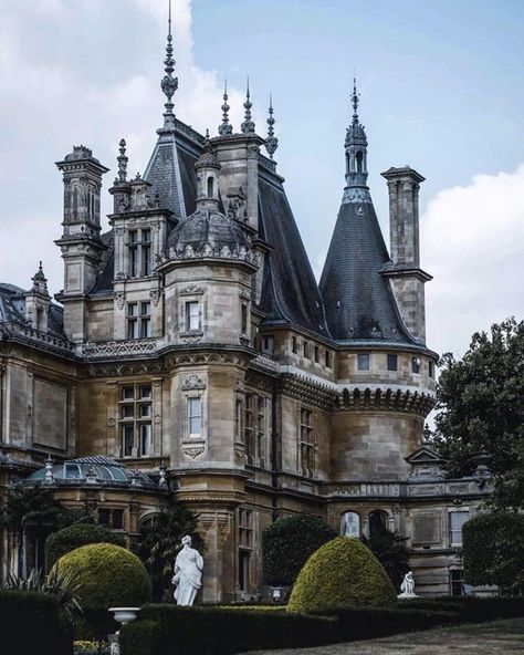 Blackwood Castle Clothing on Instagram: “Blackwood Castle is the home to the strange, the ones who push society forward, the ones who fight for change... ◾️📸: Katya Jackson…” House In England, Waddesdon Manor, Castle Aesthetic, Day Trips From London, England National, Paris Jackson, Chateau France, Beautiful Castles, Old Building