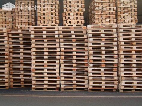 Where to Get, Find Pallets For Free? Wooden Pallet Projects, Wooden Pallet Crafts, Pallets For Sale, Pallet Crates, Free Pallets, 1001 Pallets, Wood Crafting Tools, Wooden Pallet Furniture, Pallet Designs