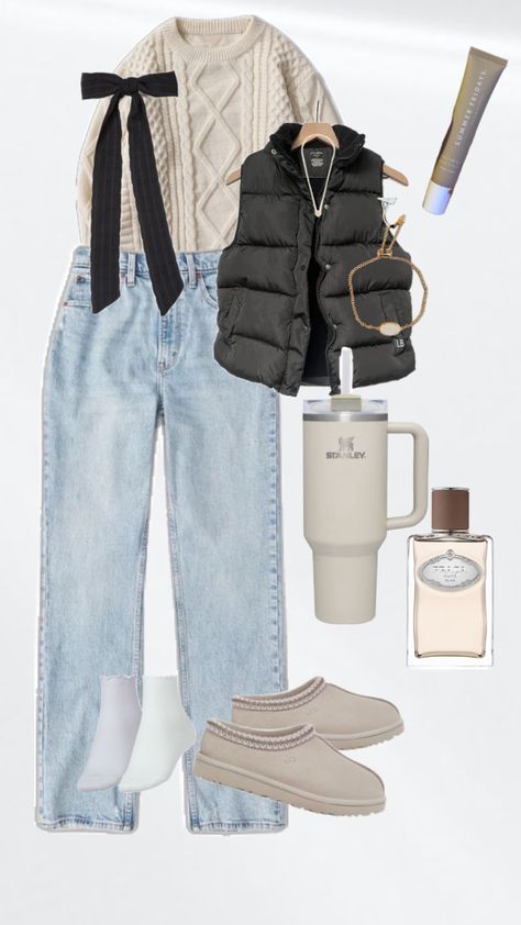 #myfirstshuffle #outfitinspo #vanillagirlaesthetic #vanillagirl #cozy #sweaterweather Cloudy Weather Outfit, Winter Outfits For School, Cloudy Weather, High School Outfits, Chill Fits, Cold Outfits, Cute Winter Outfits, Winter Fits, Outfit Goals